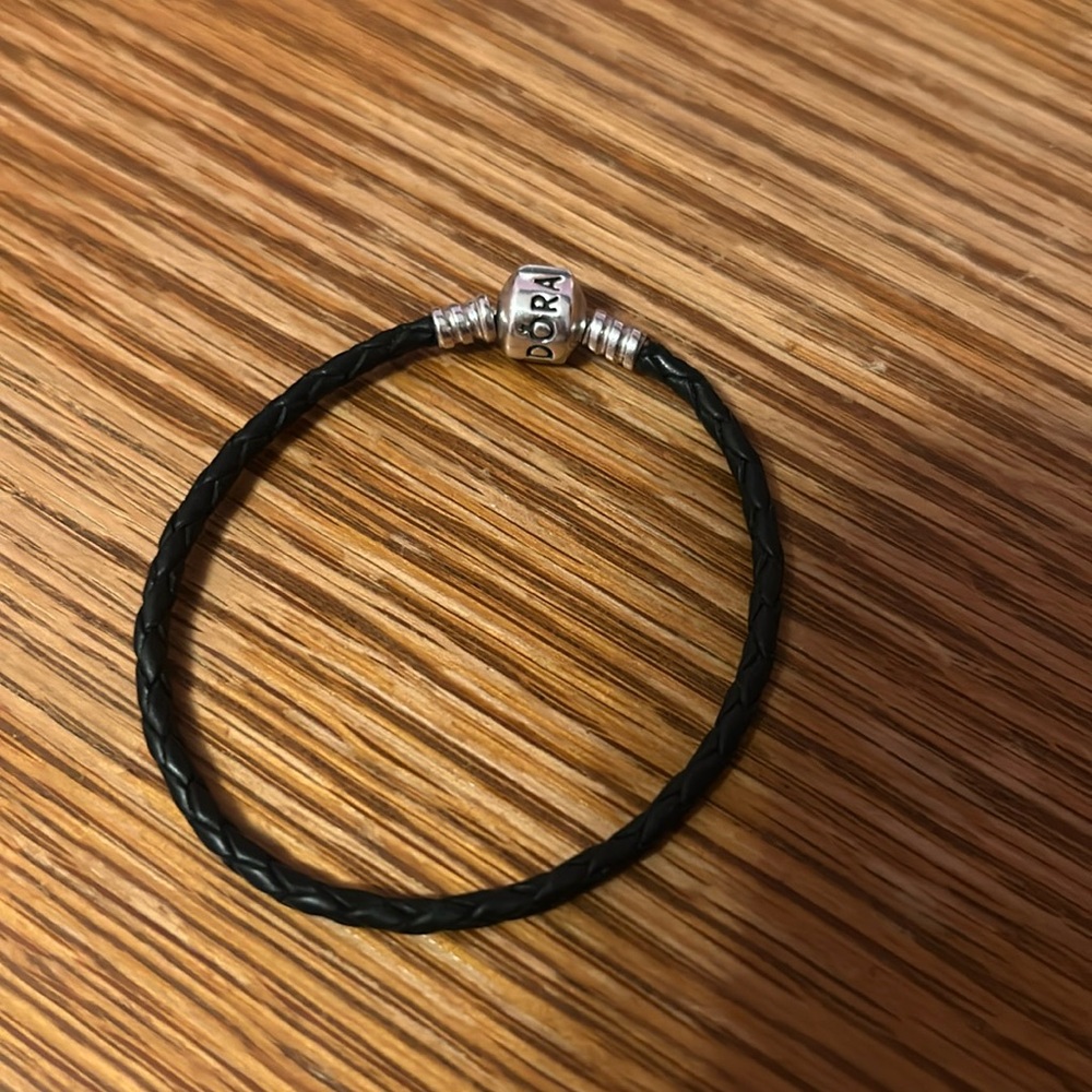 COPY - Small leather pandora bracelet